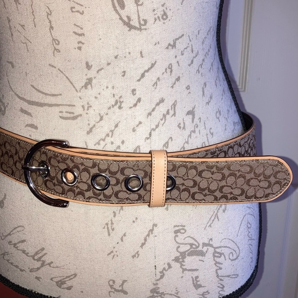 Authentic Coach Woven Jacquard Leather Tan Belt Brass Buckle sz Medium - Picture 5 of 12